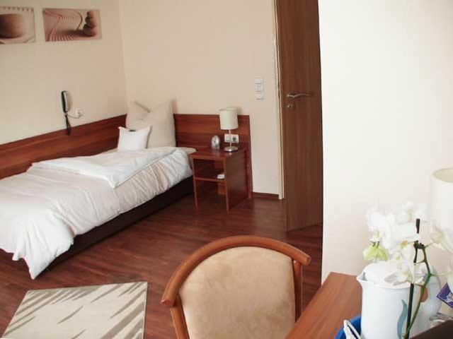 Gartenhotel Triest Bad Soden-Salmuenster Room photo